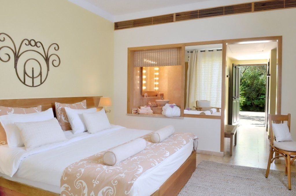 El'Hotel- Edde Sands Hotel & Wellness Resort Byblos Esterno foto